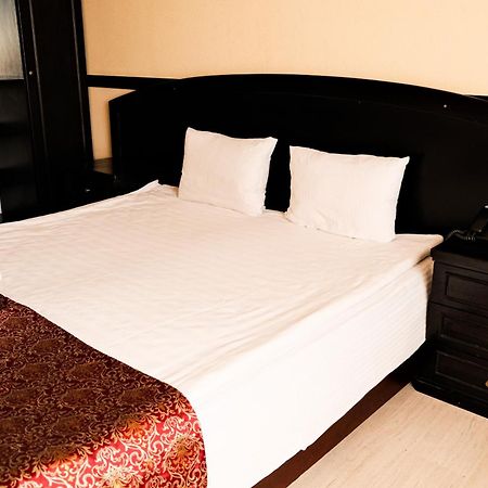 Belon Life Hotel Astana Dış mekan fotoğraf