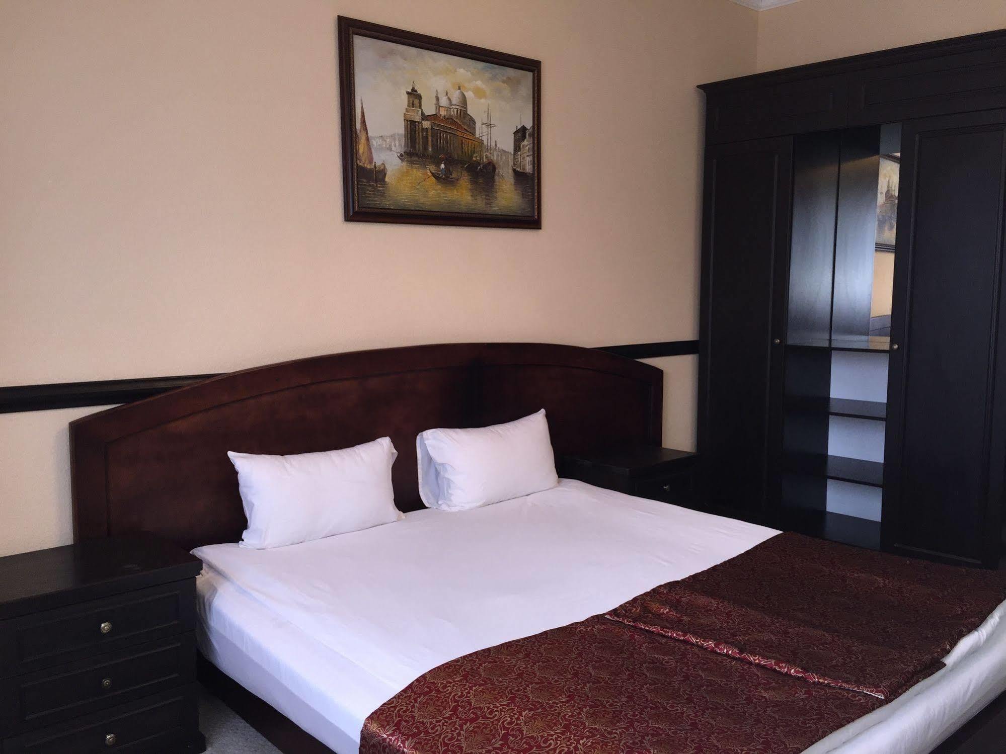 Belon Life Hotel Astana Dış mekan fotoğraf